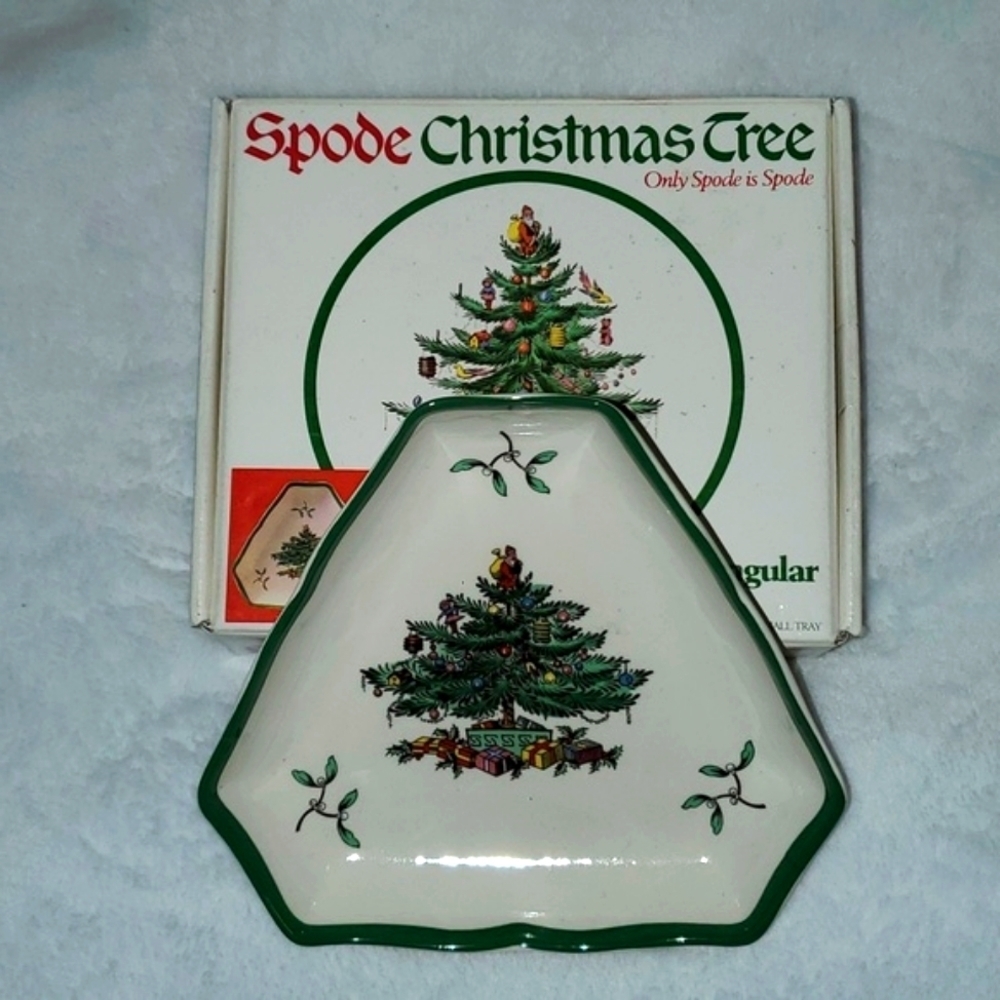 Spode Vintage Christmas Tree Triangular Tray